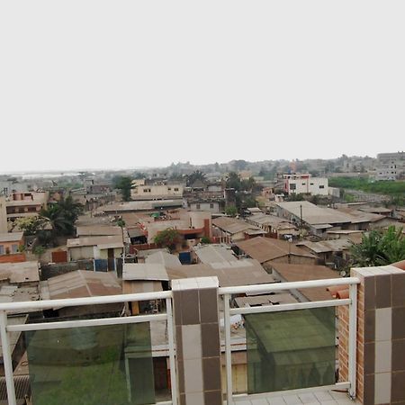 Hotel Residence Jeanne D'Arc Cotonou Exterior photo