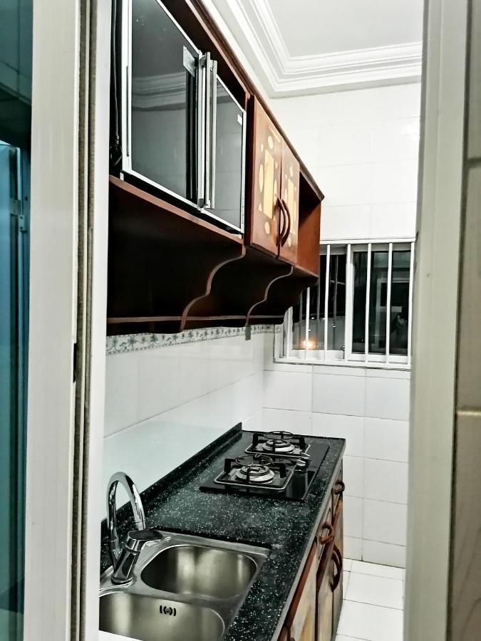 Hotel Residence Jeanne D'Arc Cotonou Exterior photo